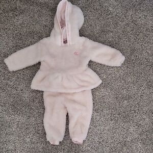 Calvin Klein Plush Hooded Baby Set in Light Pink